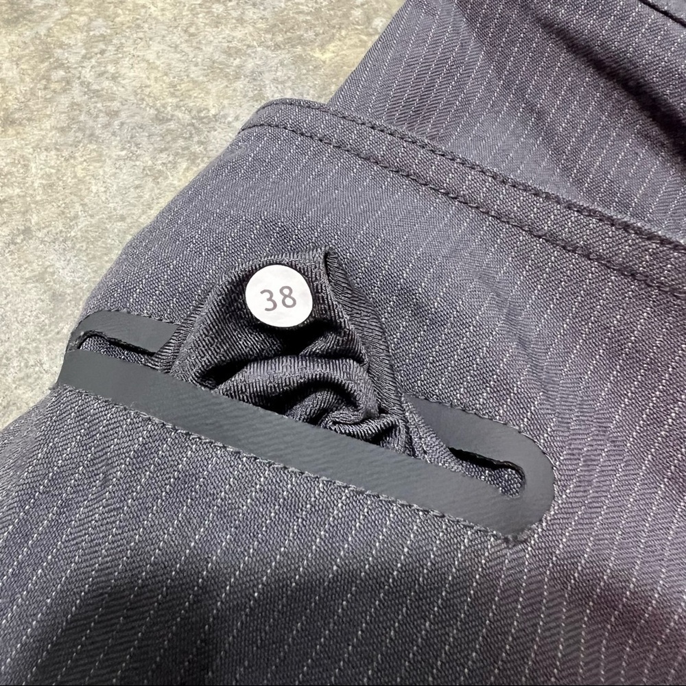 Lululemon Athletica Cadence Men 38 Gray Performance Shorts Stretch Pockets - Picture 5 of 9